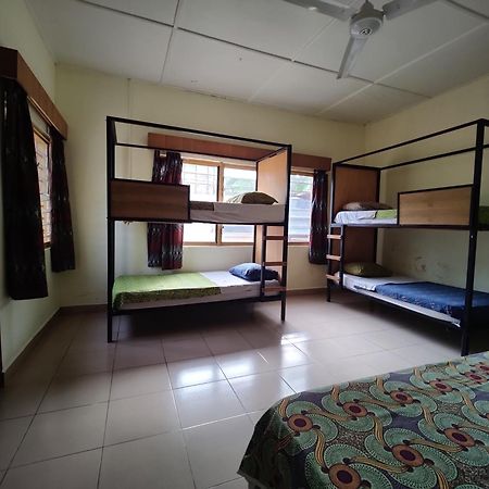 Tumi Hostel Kumasi Bagian luar foto