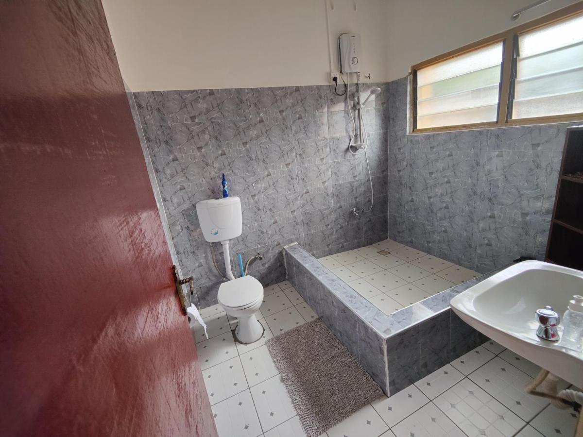 Tumi Hostel Kumasi Bagian luar foto